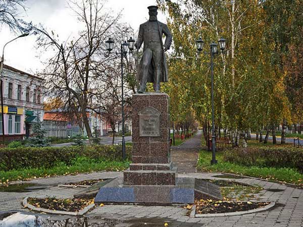 Памятник купцу Маркову
