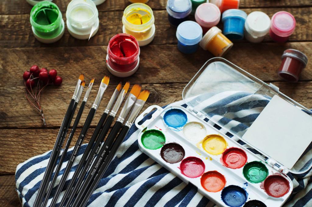 Какие бывают краски для рисования и чем они отличаются