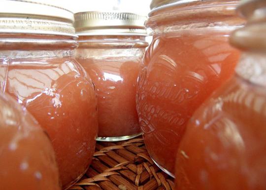 quince jam with lemon for the winter