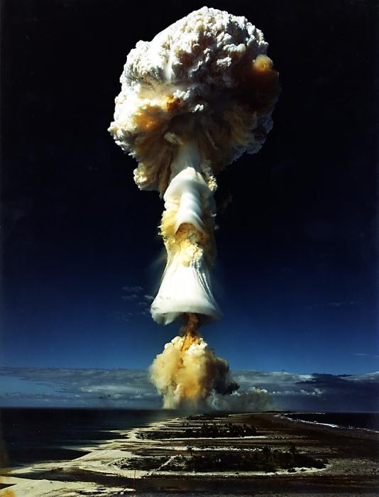 термоядерный взрыв