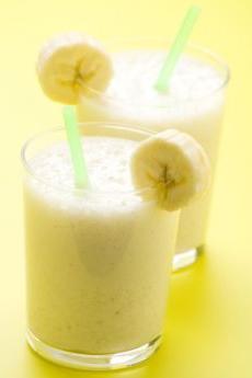 how to make a milkshake with a banana