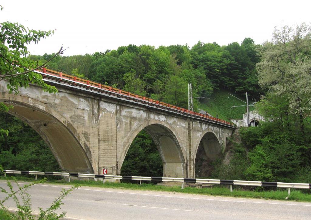 Железнодорожный мост у села Индюк