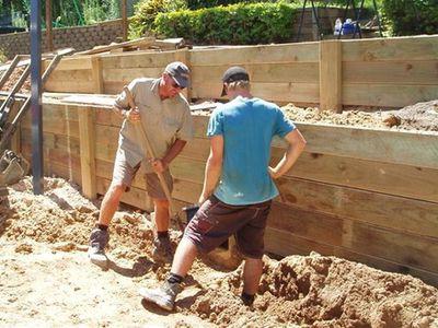 retaining wall construction