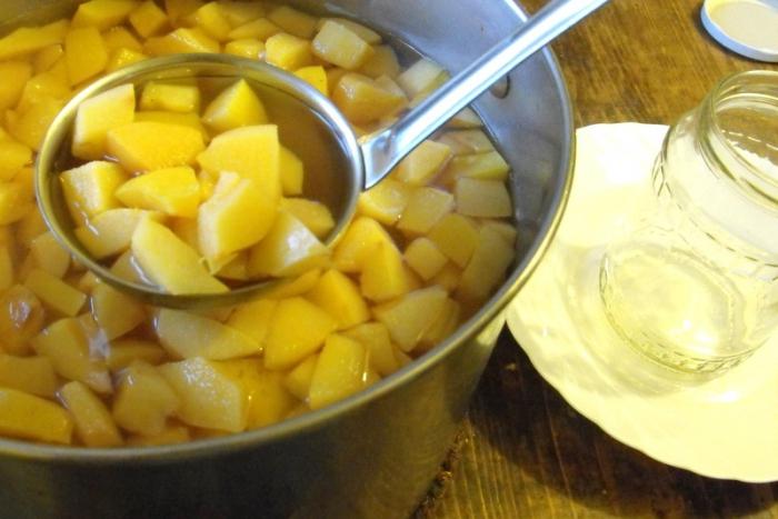 quince compote without sterilization