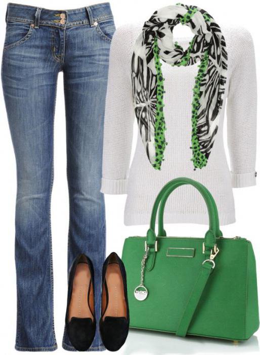 what to wear with a green bag