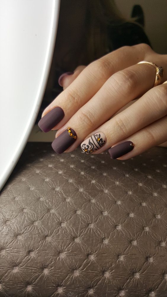 beautiful matte manicure photo