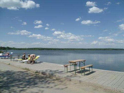 eastern shore of lake shartash yekaterinburg