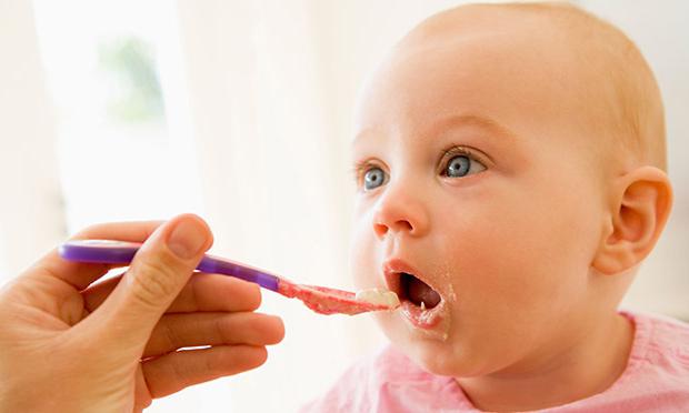 feeding of children of 6 months