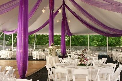 decoration of the wedding hall with cloth