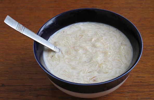 milk vermicelli soup