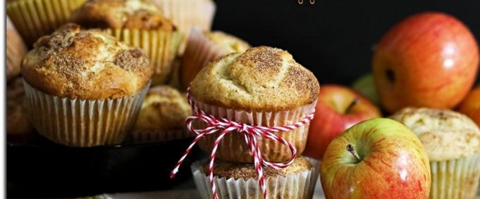 muffins with apples