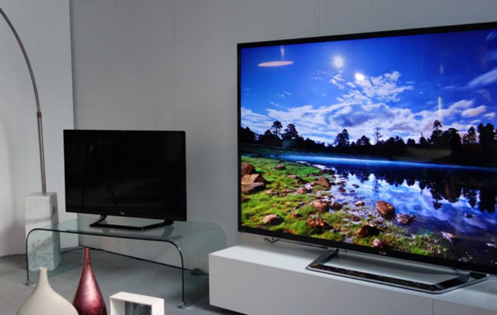 Самое лучшее качество телевизоров. Телевизоры LG И самсунг. Смарт ТВ LG Samsung. Телевизор самсунг или LG. Samsung или LG 32 диагональ.
