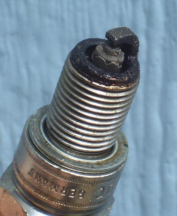 spark plug causes vaz 2110