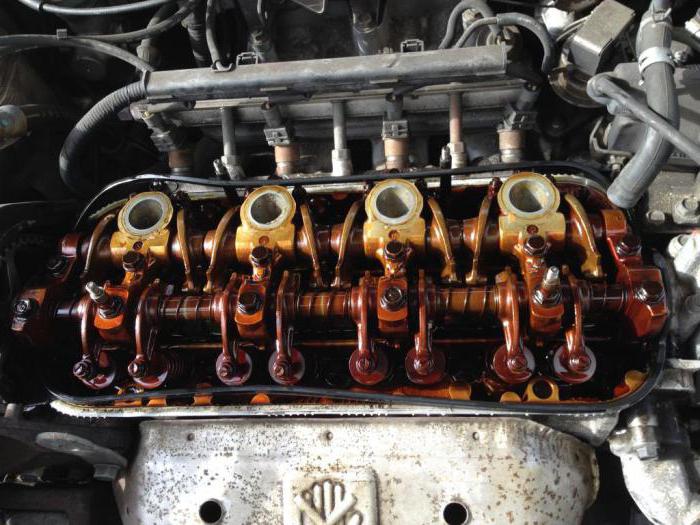 Почему двигатель кушает масло