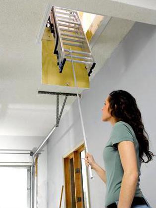 do-it-yourself insulated hatch to the attic