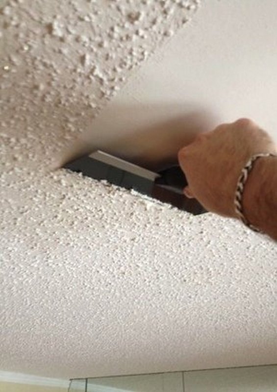 надо ли шпаклевать потолок