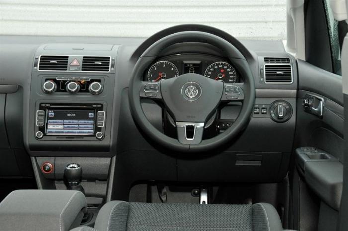 volkswagen turan reviews