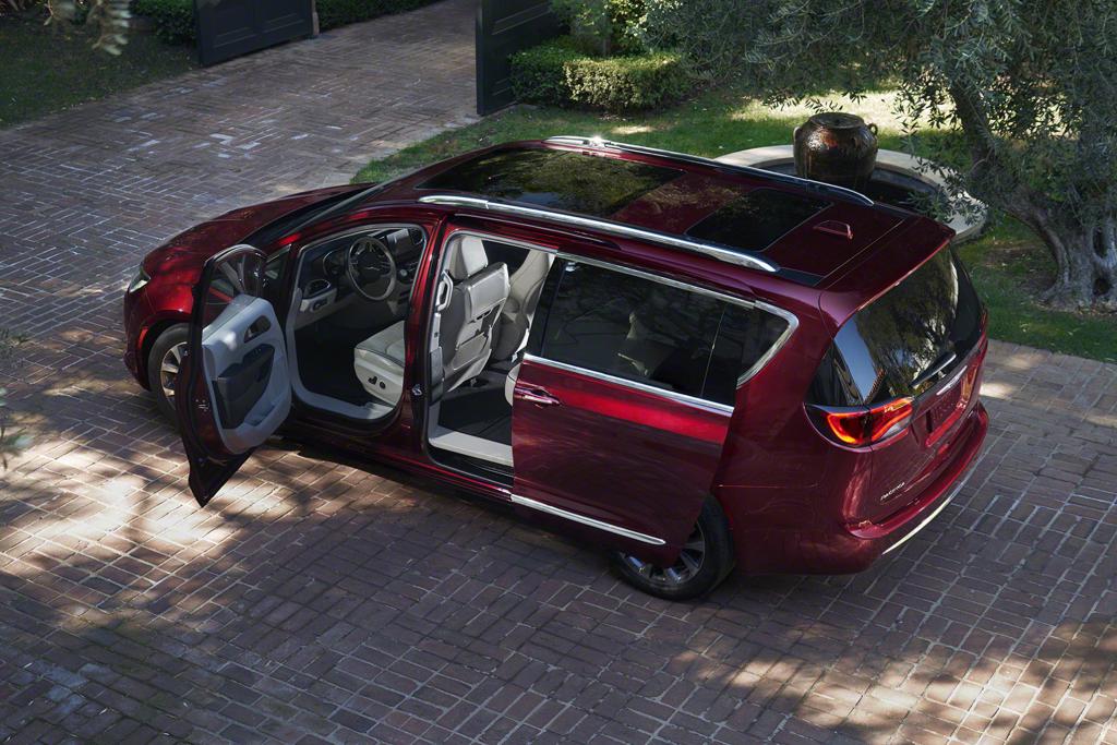 chrysler pacifica reviews disadvantages