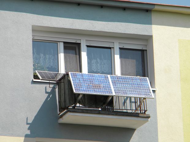 солнечные батареи на балконе квартиры
