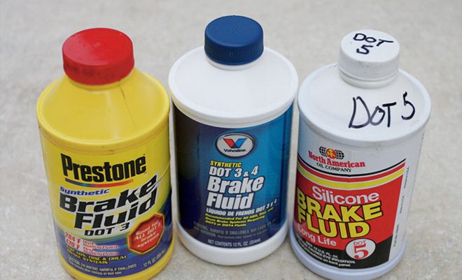 Is it possible to mix brake fluid of different brands