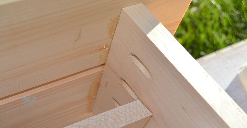 do-it-yourself wooden ladder chair photo