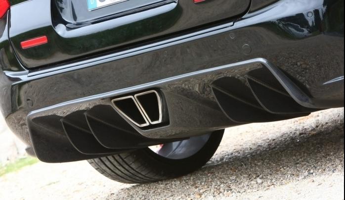 rear bumper diffuser