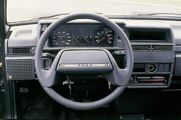 dashboard VAZ 2109