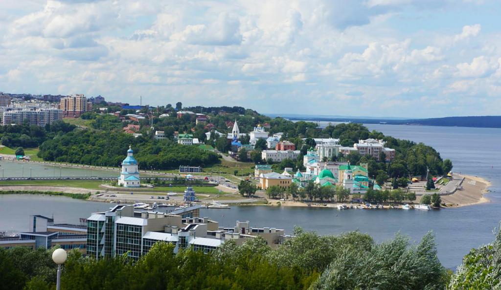 Панорамный вид на город с парка