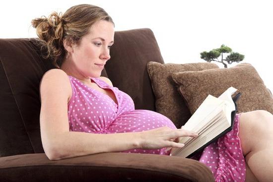 Беременность спать. Категория беременные. Почему беременным нельзя длинные ногти.