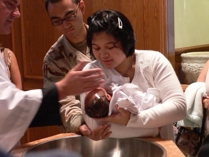 крещение ребенка правила для крестной