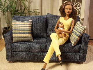 как сделать диван для куклы 