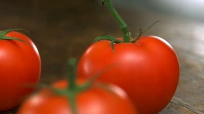 почему нельзя помидоры кормящей маме