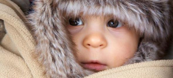 how to wear a newborn in winter