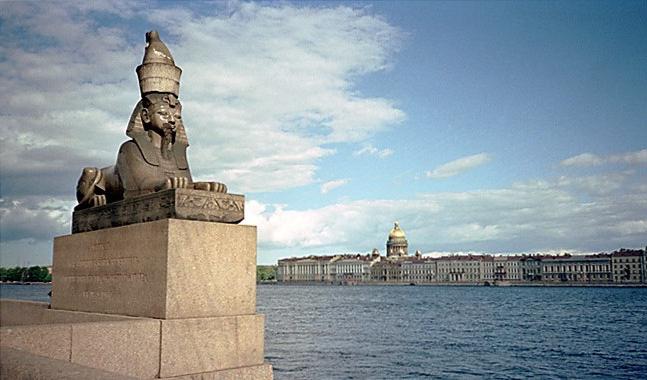 Sphinxes on the University Embankment photo