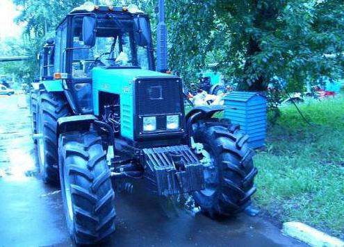 tractor mtz 1221 technical specifications and device model