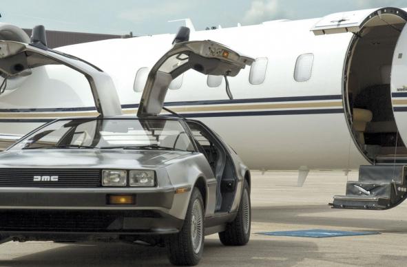 car Delorean dmc 12