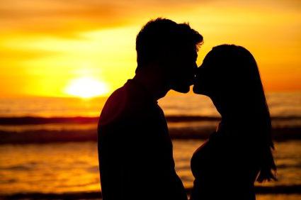 Что такое французские поцелуи? Как правильно целоваться?