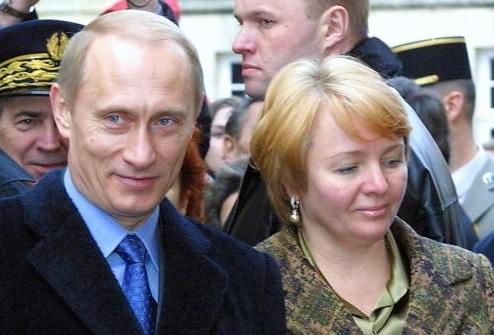 Где живет жена Путина Людмила
