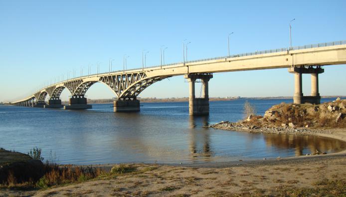 Repair of the Saratov-Engels bridge