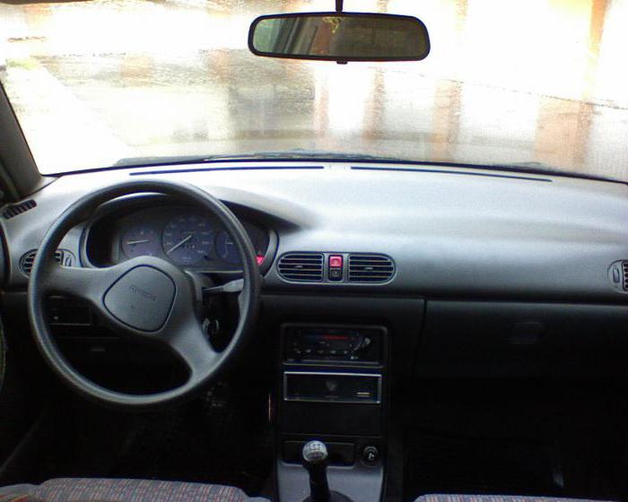 mazda 121 specifications