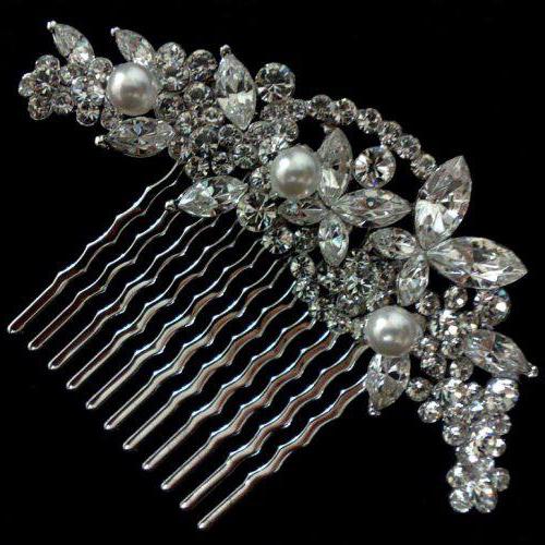 bridal hair comb with pearls