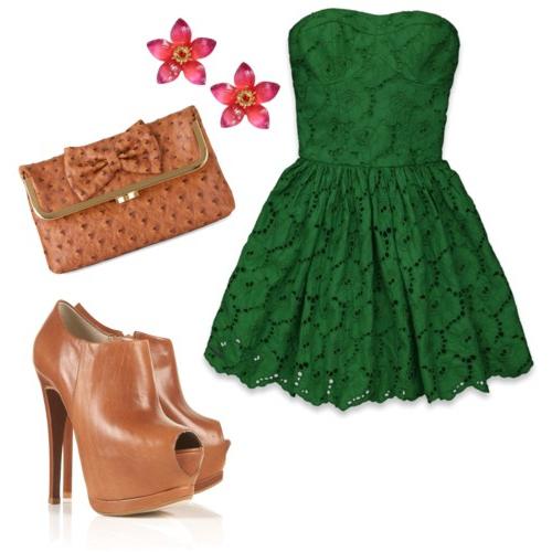 зеленое атласное платье