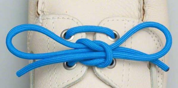 как красиво завязать шнурки на кедах