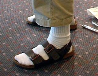 мужские сандали с носками