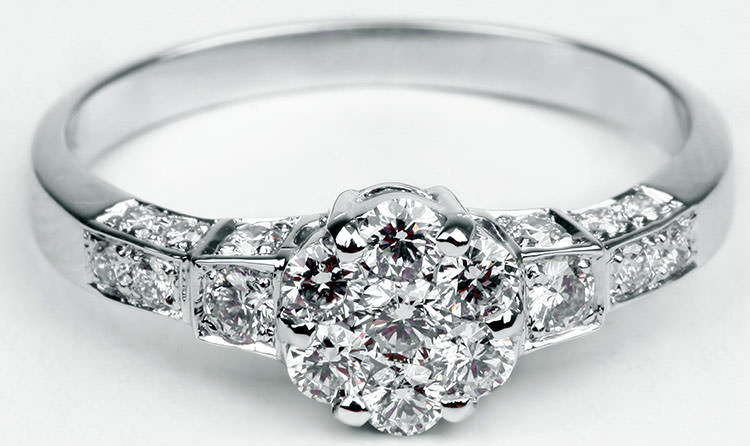 What to do if the engagement ring is large