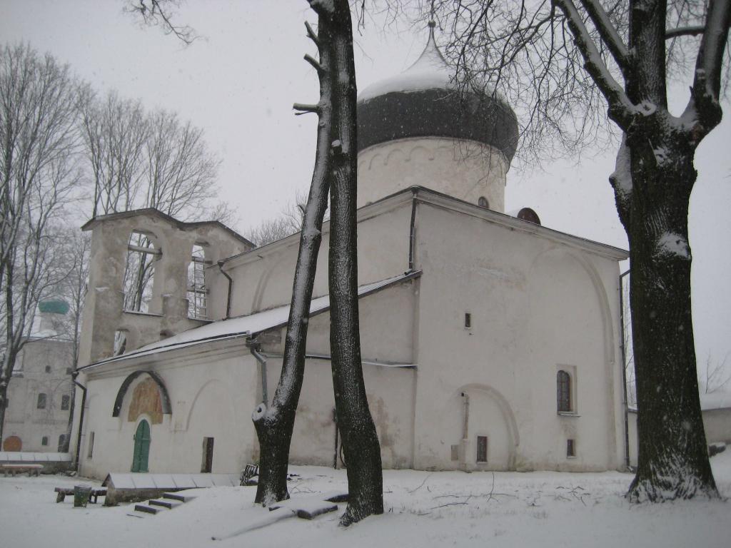 Мирожский монастырь в городе Псков
