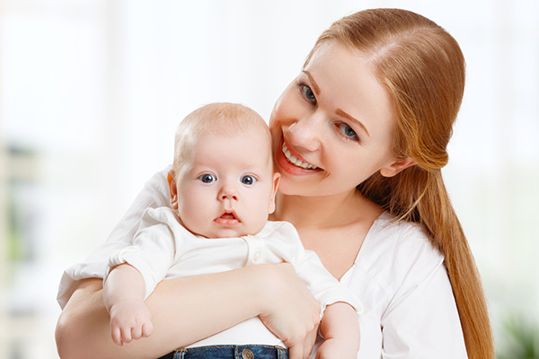 a child picks a navel in a year