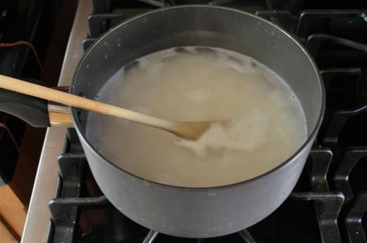 приготовление поминальной кутьи из риса