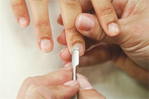 how to remove extended nails
