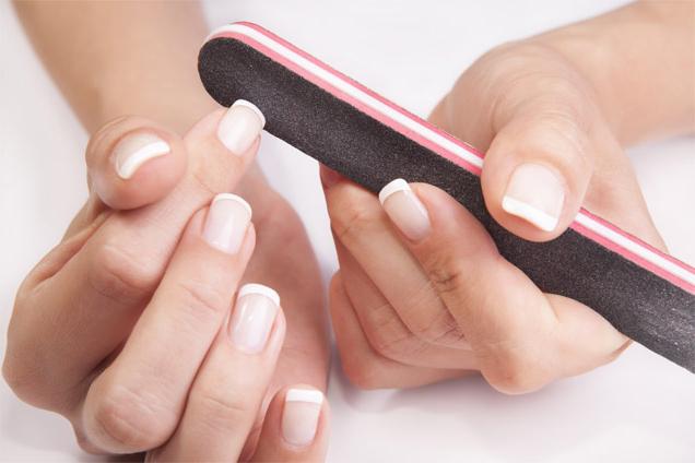 how to remove gel nails at home